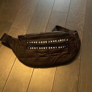 DKNY BELT BAG